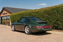 Porsche 911 964 Restomod - U10777