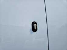 Ford Transit Custom 300 EcoBlue L1H2 Euro 6 AC 