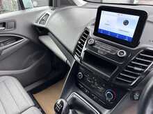 Ford Transit Connect 250 EcoBlue Limited L2 Euro 6 120ps 2022 