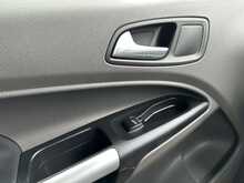 Ford Transit Connect 250 EcoBlue Limited L2 Euro 6 120ps 2022 