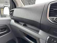 Peugeot Expert BlueHDi 1400 Professional M Euro 6 120ps 