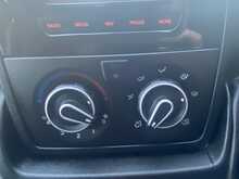 Peugeot Boxer BlueHDi 335 Professional L3H2 Euro 6 140ps 