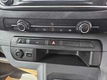 Vauxhall Vivaro Turbo D 2900 Sportive L2H1 Euro 6 