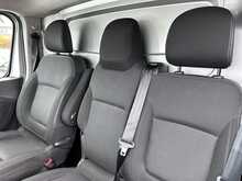 Renault Trafic dCi ENERGY 28 Sport L1H1 Euro 6 120ps 