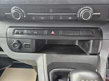 Vauxhall Vivaro Turbo D 2900 Sportive L2H1 Euro 6 