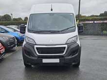 Peugeot Boxer BlueHDi 435 Professional L4 H2 Euro 6 140ps 