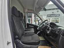 Peugeot Boxer BlueHDi 435 Professional L4 H2 Euro 6 140ps 