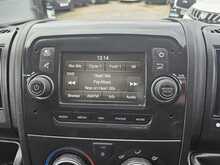 Peugeot Boxer BlueHDi 435 Professional L4 H2 Euro 6 140ps 