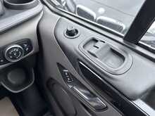 Ford Transit Custom 300 EcoBlue Limited L2H1 Euro 6 130ps 2023 