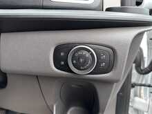 Ford Transit Custom 300 EcoBlue Limited L2H1 Euro 6 130ps 2023 