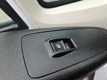 Peugeot Boxer BlueHDi 335 Professional L2H2 Euro 6 140ps 2021 