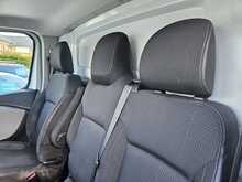 Renault Trafic dCi ENERGY 27 Sport Nav L1H1 Euro 6 125ps 