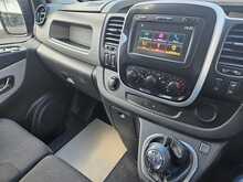 Renault Trafic dCi ENERGY 27 Sport Nav L1H1 Euro 6 125ps 