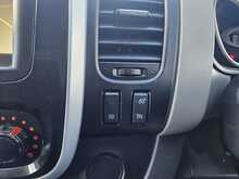 Renault Trafic dCi ENERGY 27 Sport Nav L1H1 Euro 6 125ps 