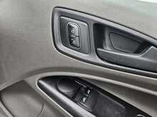 Ford Transit Connect 230 EcoBlue Leader L2 Crew Euro 6 AC 