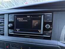 Volkswagen Transporter TDI T28 Startline L2H1 Euro 6 AC 2020 