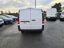 Mercedes-Benz Vito 111 CDI L2H1 Euro 6 115ps 