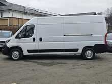 Peugeot Boxer BlueHDi 335 Professional L3H2 Euro 6 140ps 2021 