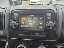 Peugeot Boxer BlueHDi 335 Professional L3H2 Euro 6 140ps 2021 