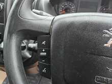 Peugeot Boxer BlueHDi 335 Professional L2H2 Euro 6 140ps 2019 