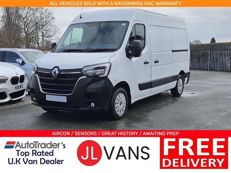 2.3 dCi 35 Business Panel Van 4dr Diesel Manual FWD MWB Medium Roof Euro 6 (135 ps)