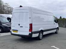 Mercedes-Benz Sprinter 315 CDI Progressive L3H2 Euro 6 150ps 2023 