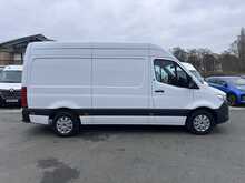 Mercedes-Benz Sprinter 315 CDI Progressive RWD L2H2 Euro 6 150ps 2022 
