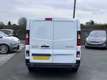 Renault Trafic dCi Blue LL30 Advance L2H1 Euro 6 130ps AC 2023 