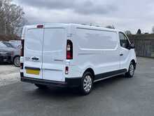 Renault Trafic dCi Blue LL30 Advance L2H1 Euro 6 130ps AC 2023 