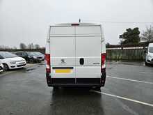 Peugeot Boxer BlueHDi 335 Professional L2H2 Euro 6 130ps 