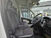Peugeot Boxer BlueHDi 335 Professional L2H2 Euro 6 130ps 