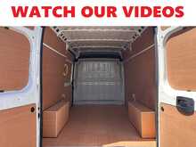 Peugeot Boxer BlueHDi 335 Professional L2H2 Euro 6 130ps 