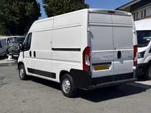 Peugeot Boxer BlueHDi 335 Professional L2H2 Euro 6 130ps 
