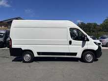 Peugeot Boxer BlueHDi 335 Professional L2H2 Euro 6 130ps 