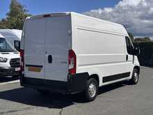 Peugeot Boxer BlueHDi 335 Professional L2H2 Euro 6 130ps 