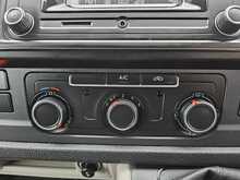 Volkswagen Transporter TDI T32 BlueMotion Tech Startline L2H1 Euro 6 AC 2018 