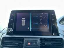 Peugeot Partner BlueHDi 950 Professional Premium + L2 Euro 6 2023 