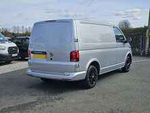 Volkswagen Transporter TDI T28 Highline L1H1 Euro 6 2023 