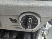 Volkswagen Transporter TDI T28 Highline L1H1 Euro 6 2023 