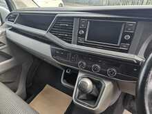 Volkswagen Transporter TDI T28 Highline L1H1 Euro 6 2023 
