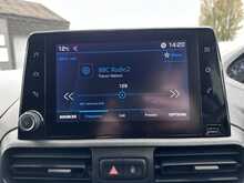 Peugeot Partner BlueHDi 950 Professional Premium + L2 Euro 6 2023 