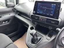 Peugeot Partner BlueHDi 950 Professional Premium + L2 Euro 6 2023 