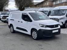 Peugeot Partner BlueHDi 950 Professional Premium + L2 Euro 6 2023 