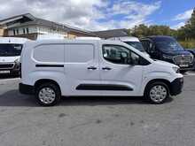Peugeot Partner BlueHDi 950 Professional Premium + L2 Euro 6 2023 