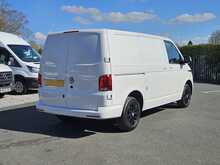 Volkswagen Transporter TDI T30 Highline L1 H1 Euro 6 AC 150ps 2021 