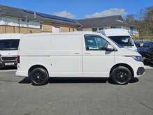 Volkswagen Transporter TDI T30 Highline L1 H1 Euro 6 AC 150ps 2021 