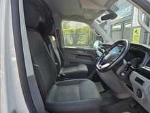 Volkswagen Transporter TDI T30 Highline L1 H1 Euro 6 AC 150ps 2021 