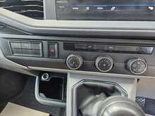 Volkswagen Transporter TDI T30 Highline L1 H1 Euro 6 AC 150ps 2021 