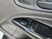 Ford Transit Connect 240 EcoBlue Leader L2 Crew Combi Euro 6 2023 