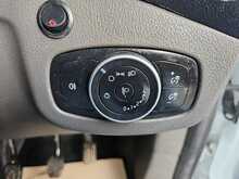 Ford Transit Connect 240 EcoBlue Leader L2 Crew Combi Euro 6 2023 